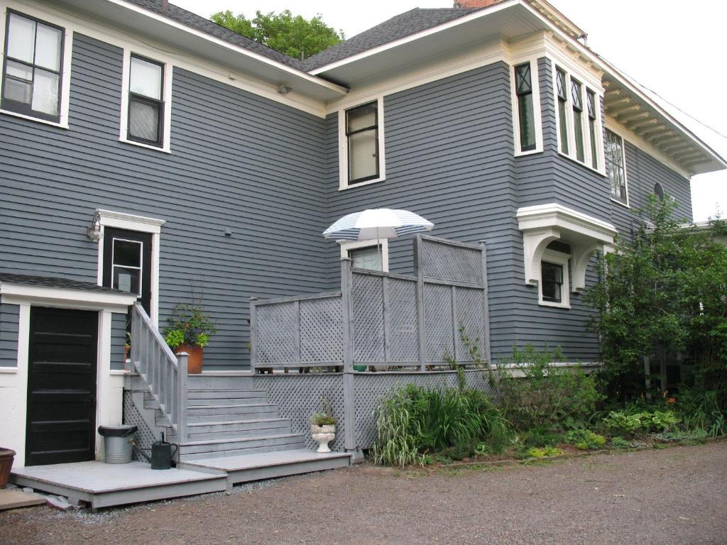 Auberge Inn Thyme Shediac Exterior photo